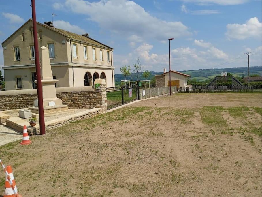 Gite Les Arcades Collonges-en Charollais Exterior photo